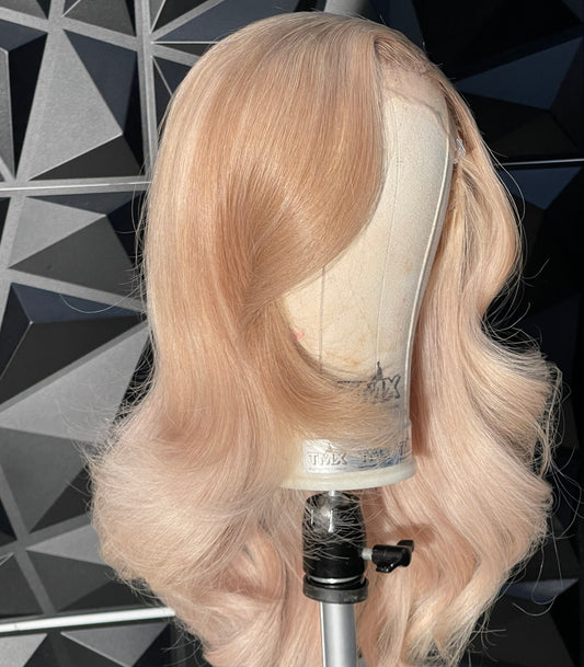 Monroe wig
